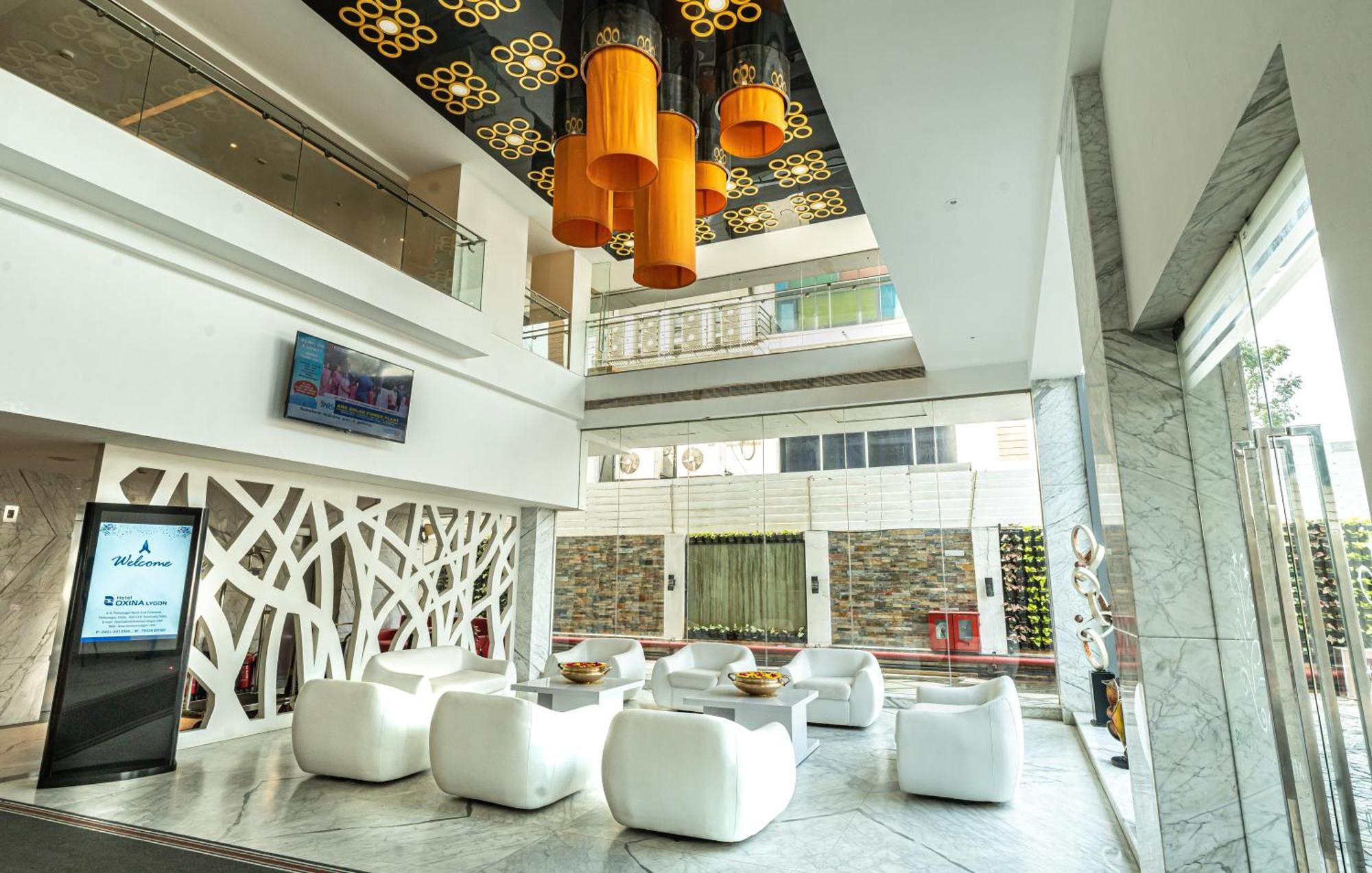 Hotel Oxina Lygon Tiruchirappalli ภายนอก รูปภาพ