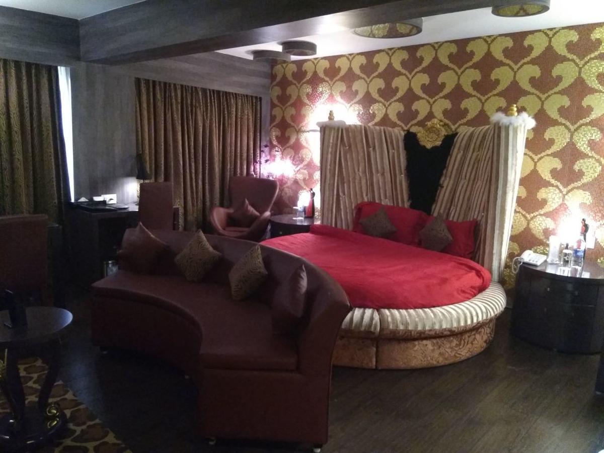 Hotel Oxina Lygon Tiruchirappalli ภายนอก รูปภาพ